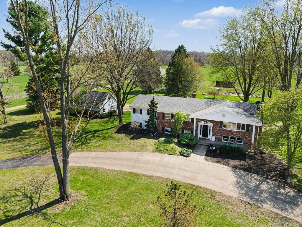 6845 Cochran Road Hanover Township MI 49246