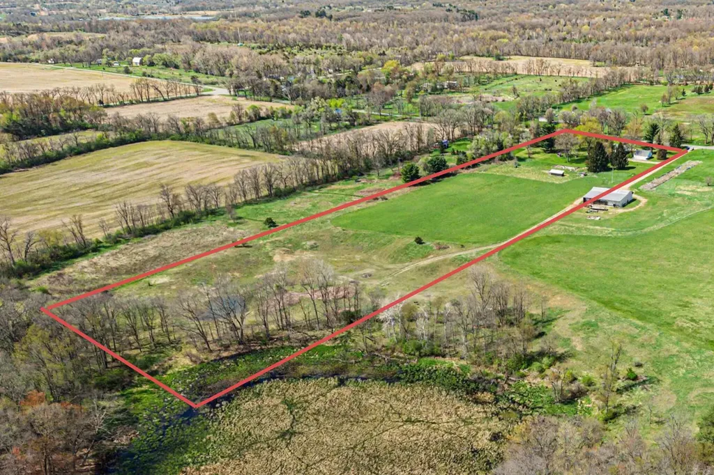 6845 Cochran Road Hanover Township MI 49246