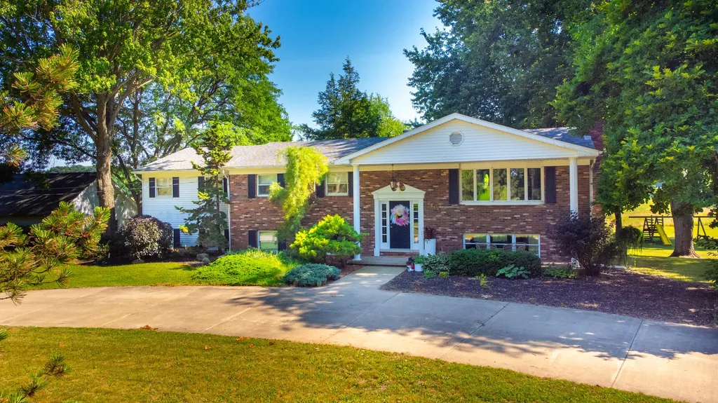 6845 Cochran Road Hanover Township MI 49246