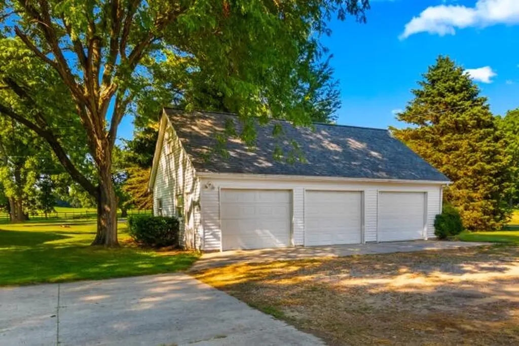 6845 Cochran Road Hanover Township MI 49246