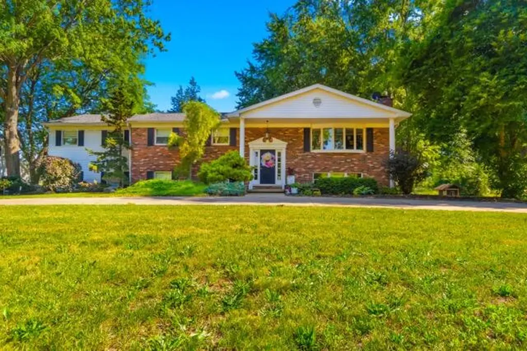 6845 Cochran Road Hanover Township MI 49246