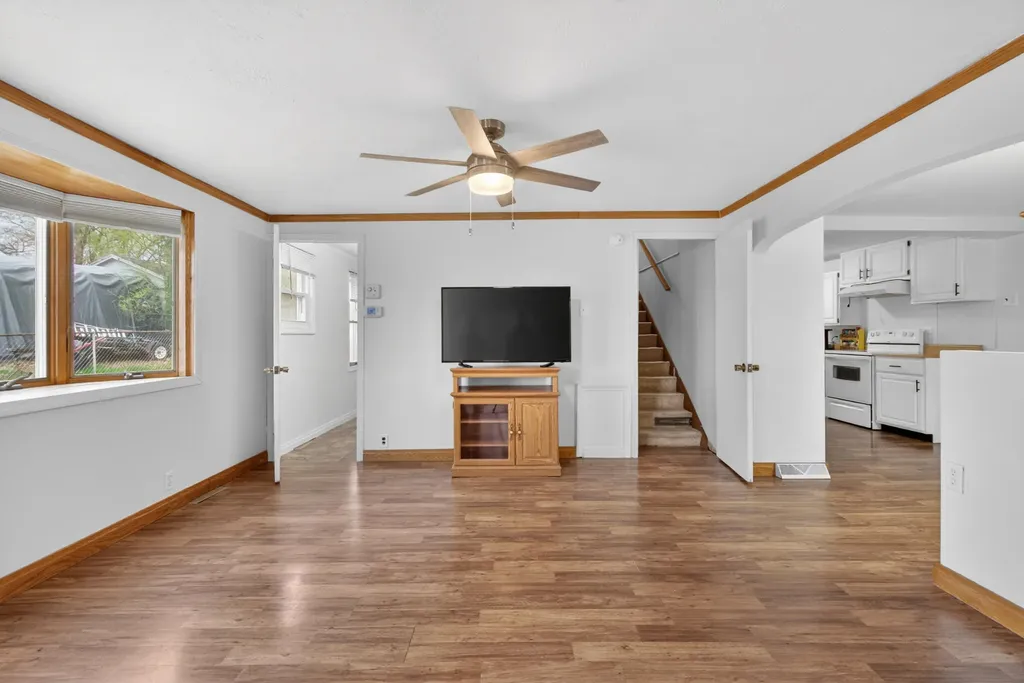 325 Ackerson Lake Drive Napoleon Township MI 49201