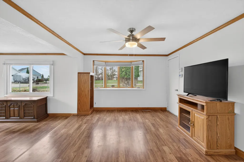 325 Ackerson Lake Drive Napoleon Township MI 49201