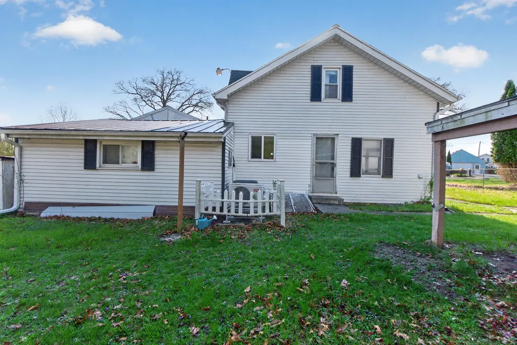 325 Ackerson Lake Drive Napoleon Township MI 49201