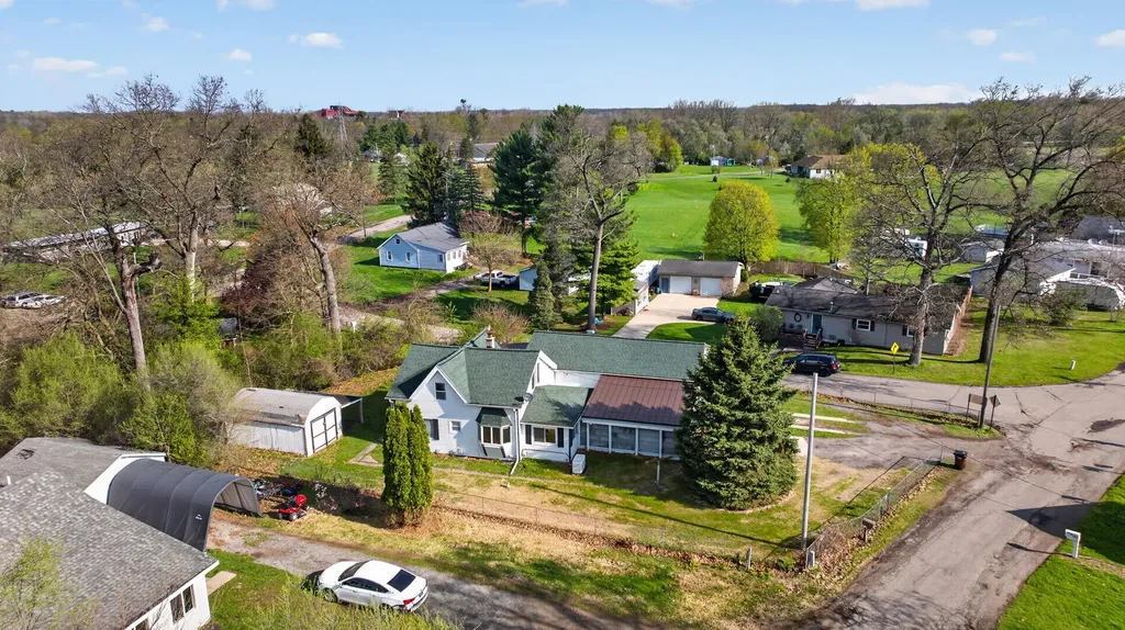 325 Ackerson Lake Drive Napoleon Township MI 49201