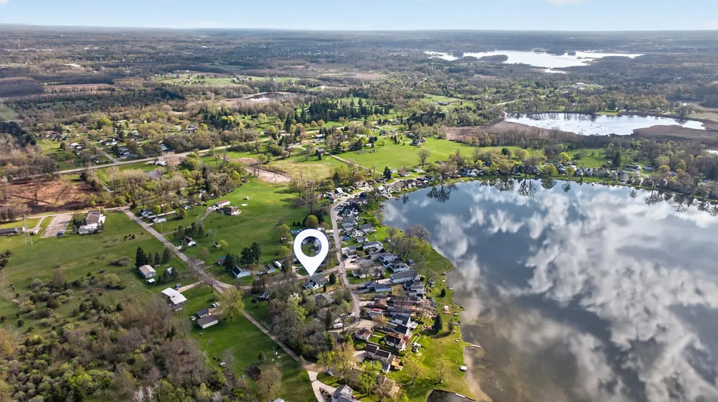 325 Ackerson Lake Drive Napoleon Township MI 49201