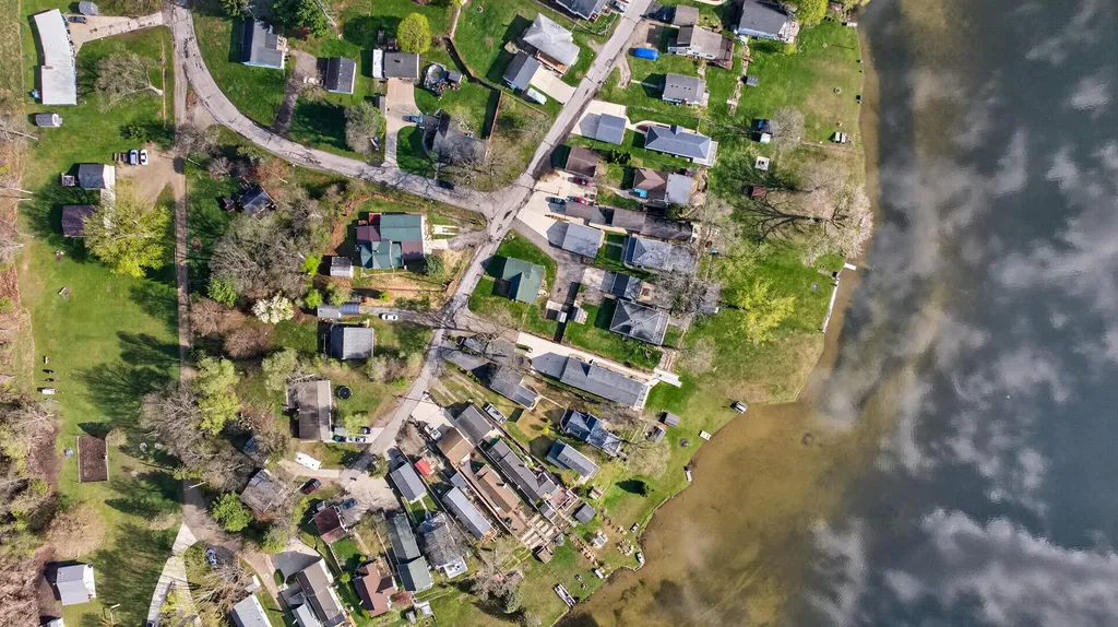 325 Ackerson Lake Drive Napoleon Township MI 49201