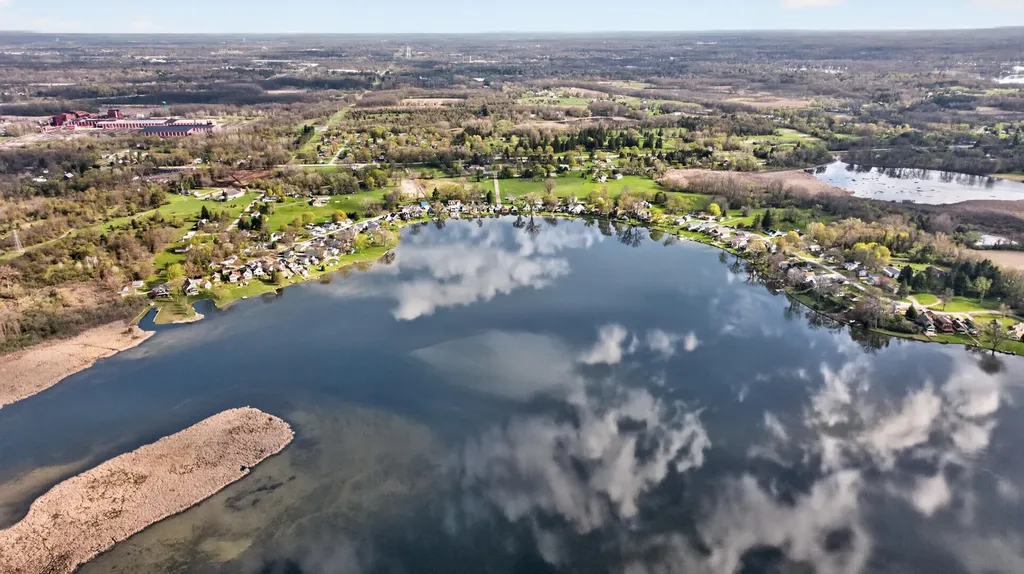 325 Ackerson Lake Drive Napoleon Township MI 49201