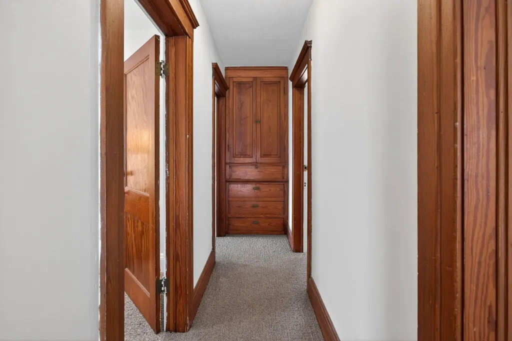 1114 Homewild Avenue Jackson City MI 49201