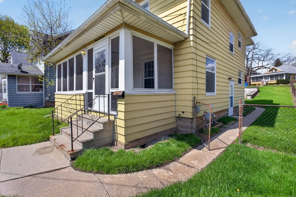 1114 Homewild Avenue Jackson City MI 49201