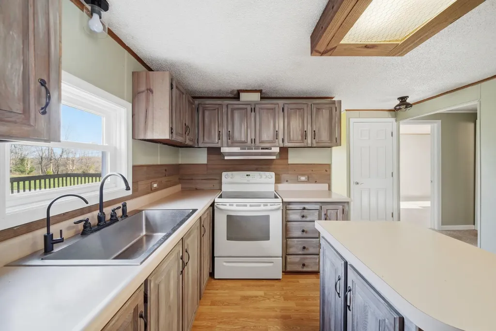 10430 Coon Hill Road Henrietta Township MI 49259
