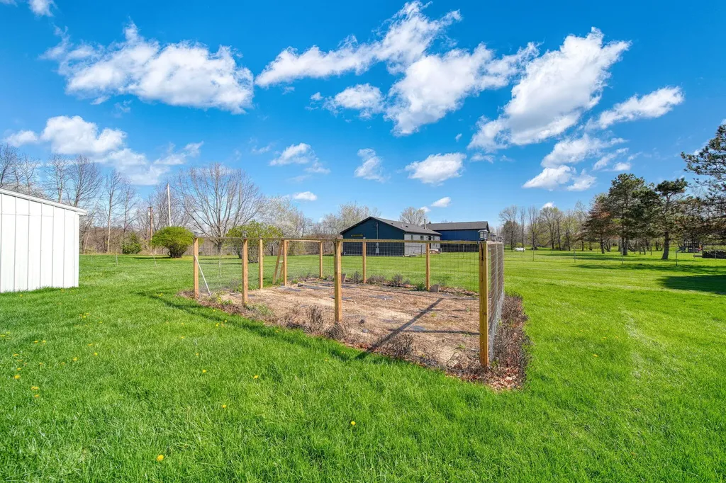 10430 Coon Hill Road Henrietta Township MI 49259