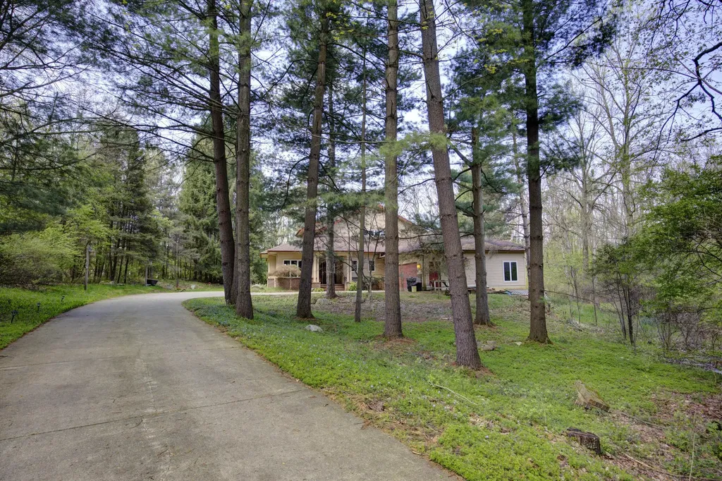 3678 W Primilia Lane Summit Township MI 49201
