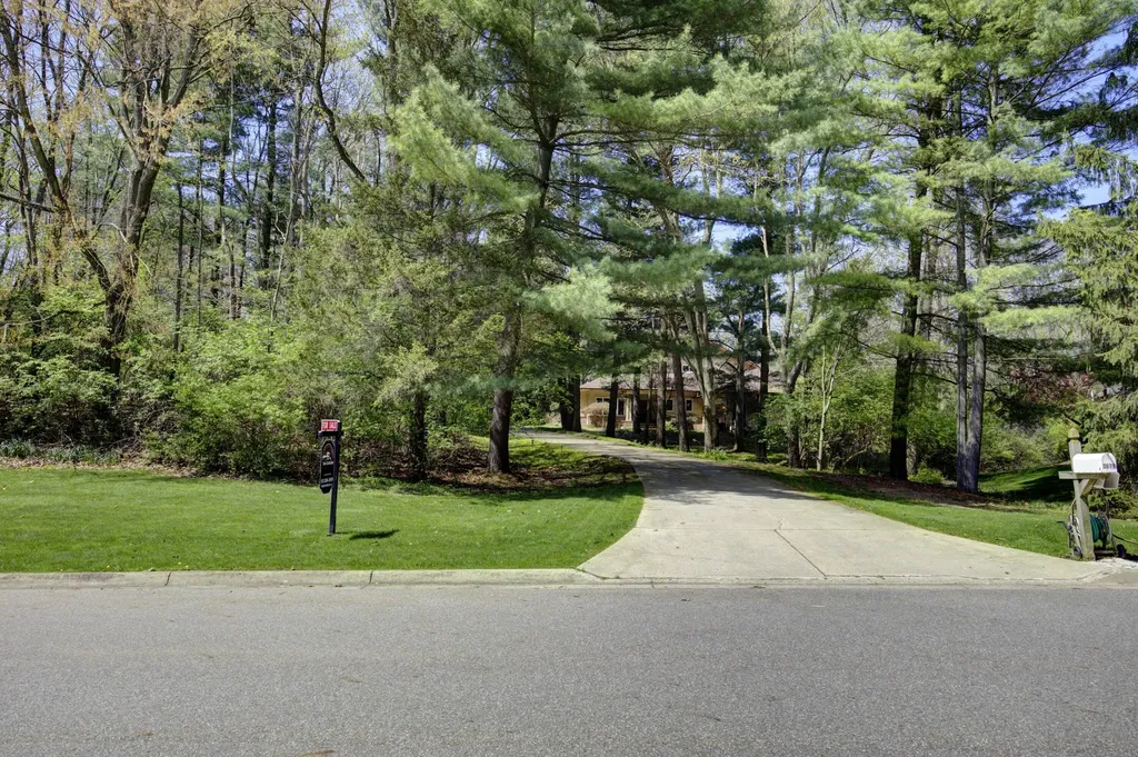 3678 W Primilia Lane Summit Township MI 49201