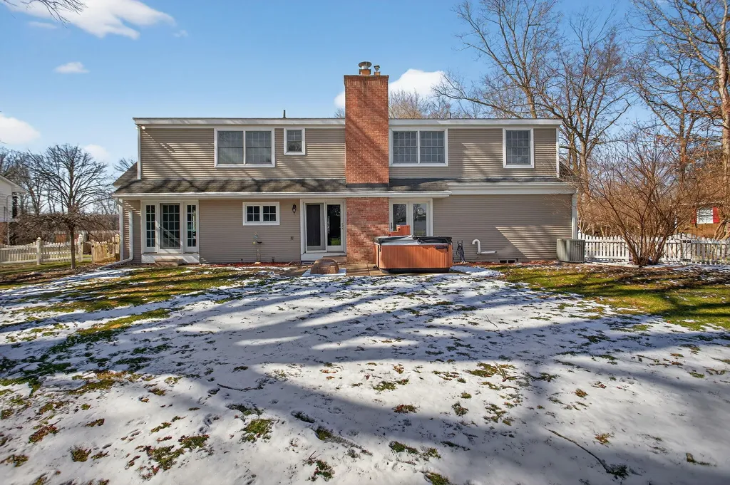 3825 W Walmont Road Summit Township MI 49203