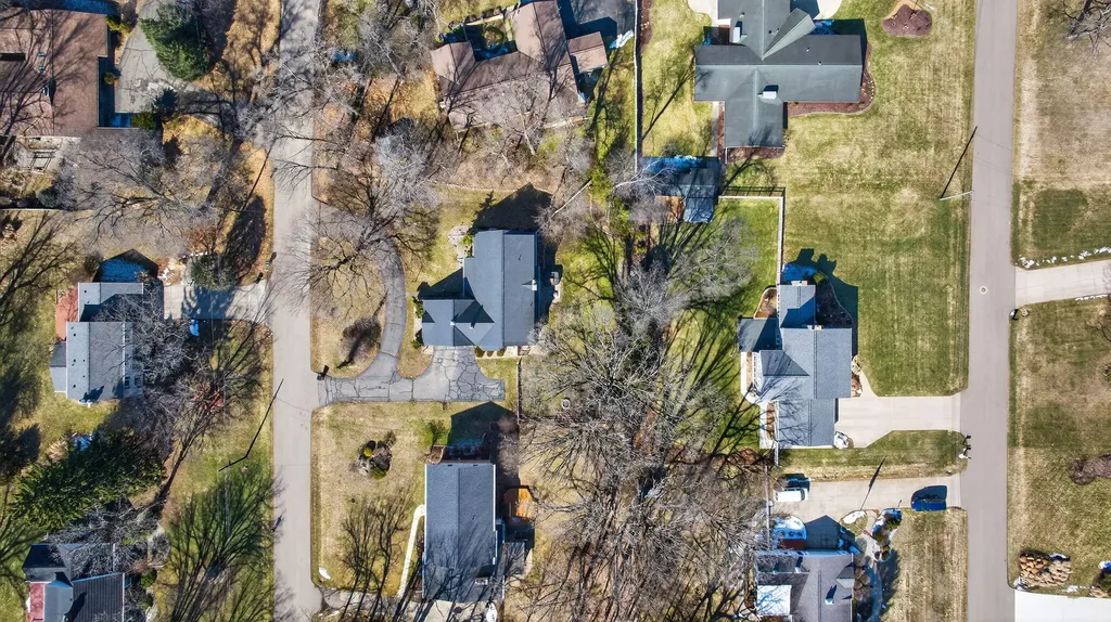 3825 W Walmont Road Summit Township MI 49203