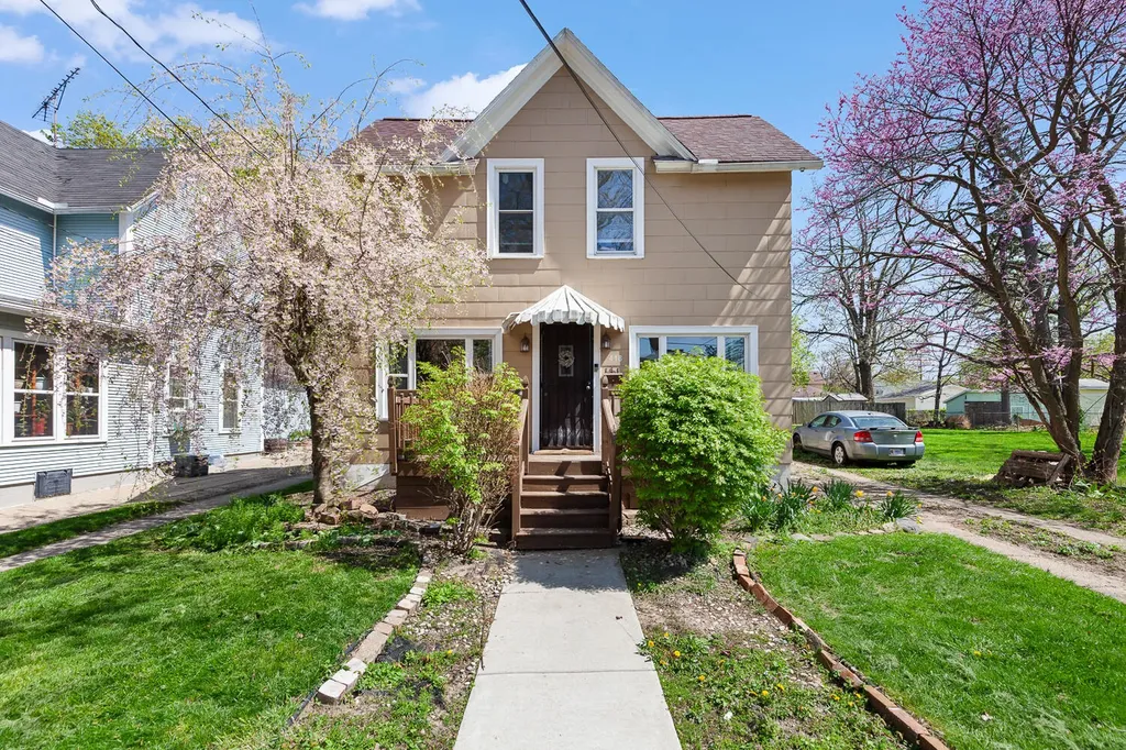 418 Ormsby Street Adrian City MI 49221