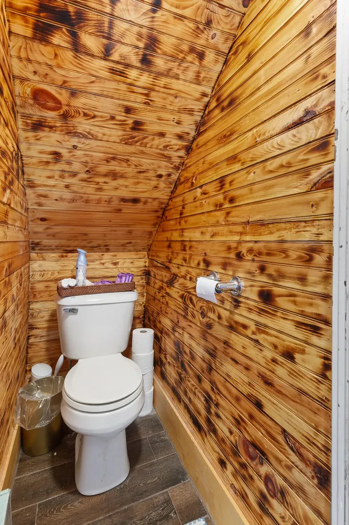 418 Ormsby Street Adrian City MI 49221
