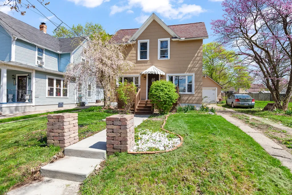 418 Ormsby Street Adrian City MI 49221