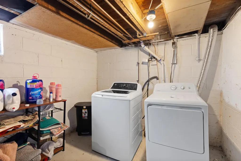 418 Ormsby Street Adrian City MI 49221