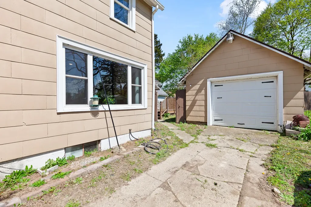 418 Ormsby Street Adrian City MI 49221