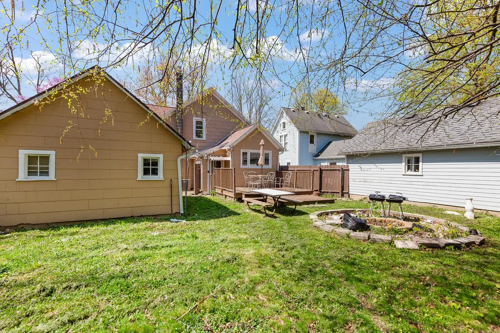 418 Ormsby Street Adrian City MI 49221