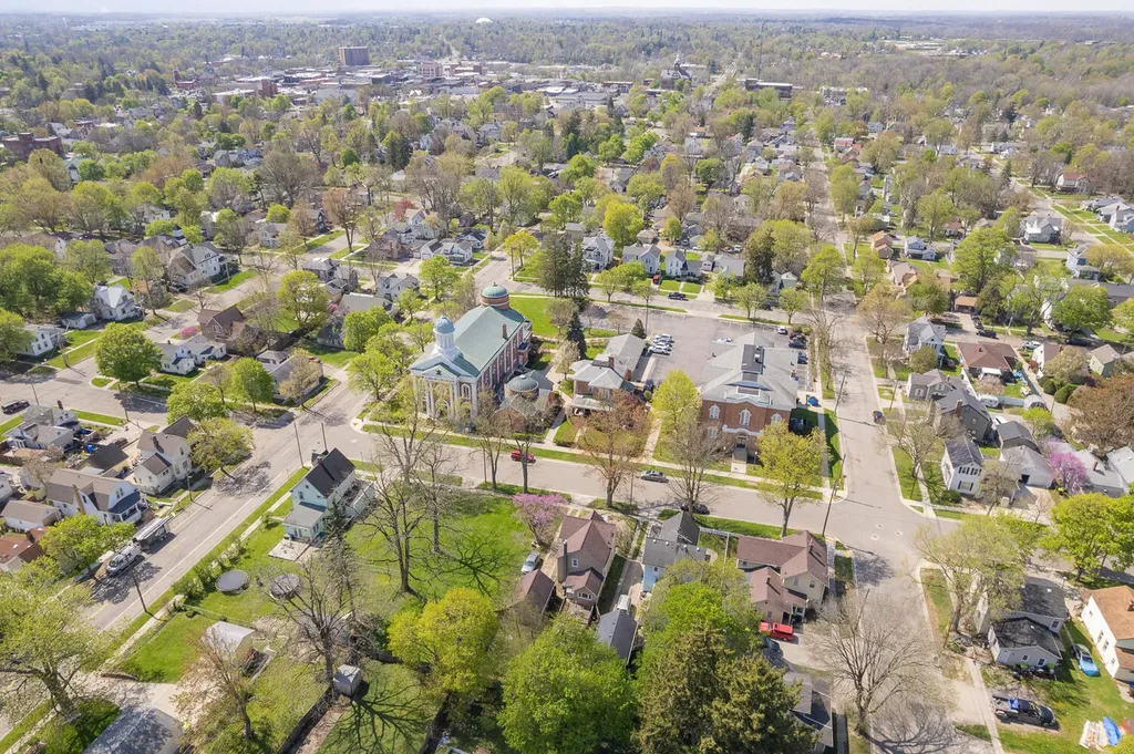 418 Ormsby Street Adrian City MI 49221