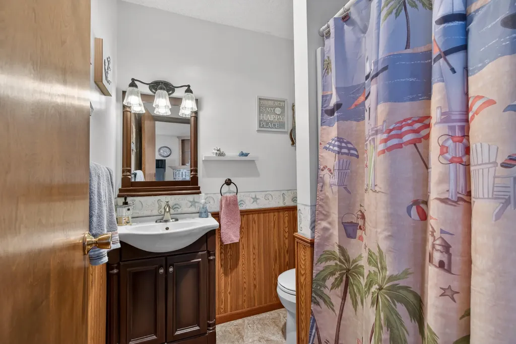 911 E Mcdevitt Avenue Summit Township MI 49203