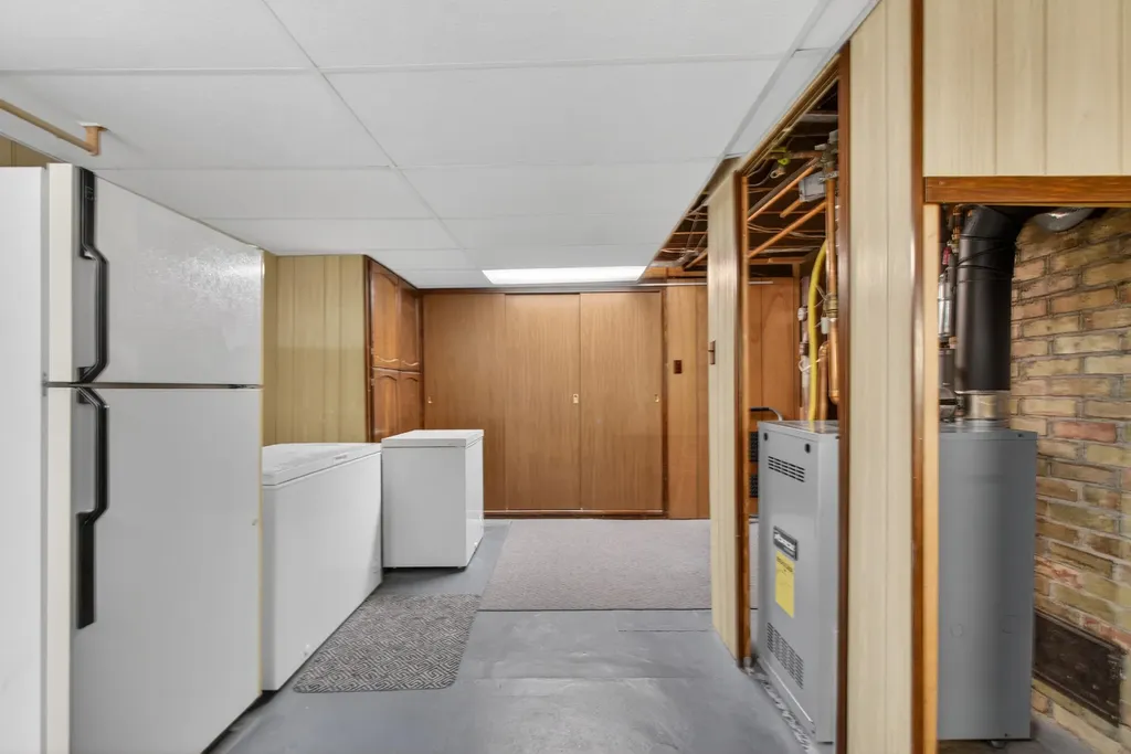 911 E Mcdevitt Avenue Summit Township MI 49203