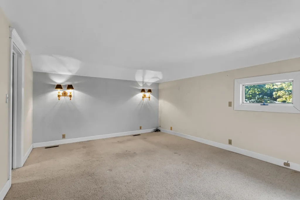 1903 Kibby Road Jackson City MI 49203