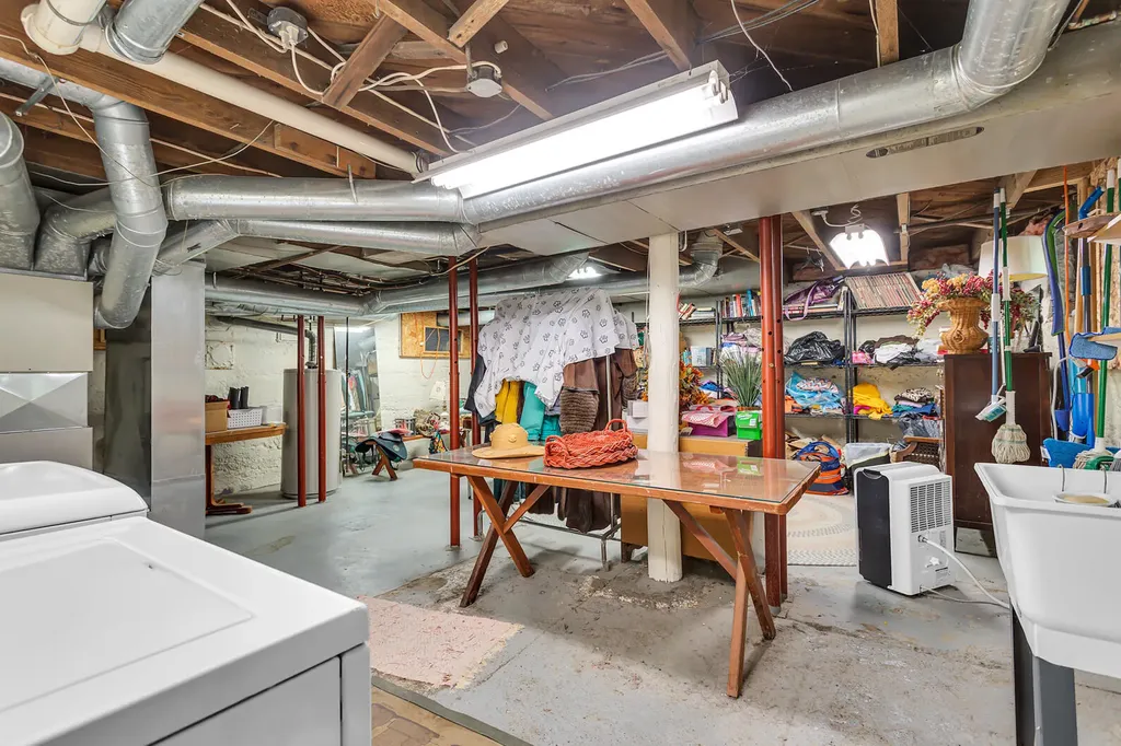 1903 Kibby Road Jackson City MI 49203