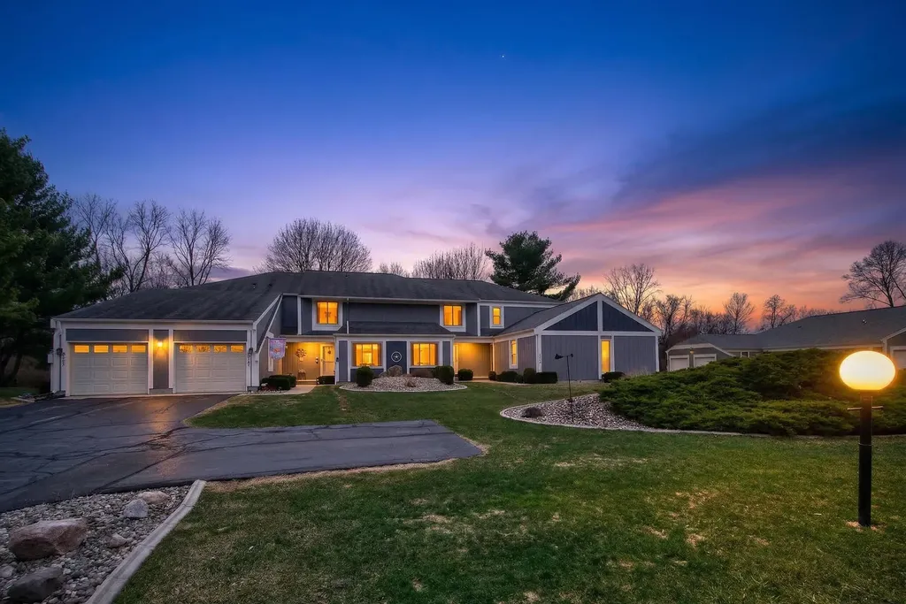 2786 Walden Woods Boulevard Blackman Charter Township MI 49201