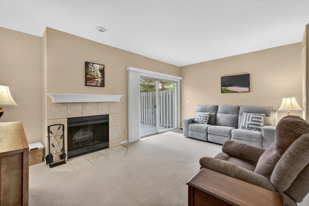 2786 Walden Woods Boulevard Blackman Charter Township MI 49201
