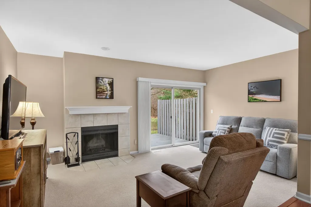 2786 Walden Woods Boulevard Blackman Charter Township MI 49201