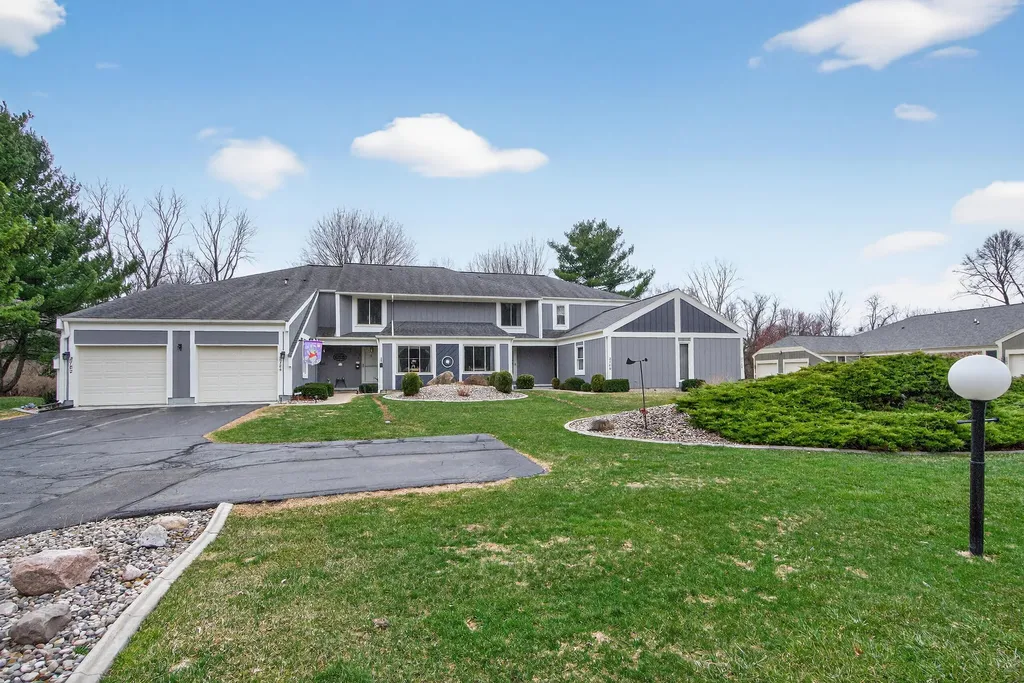 2786 Walden Woods Boulevard Blackman Charter Township MI 49201