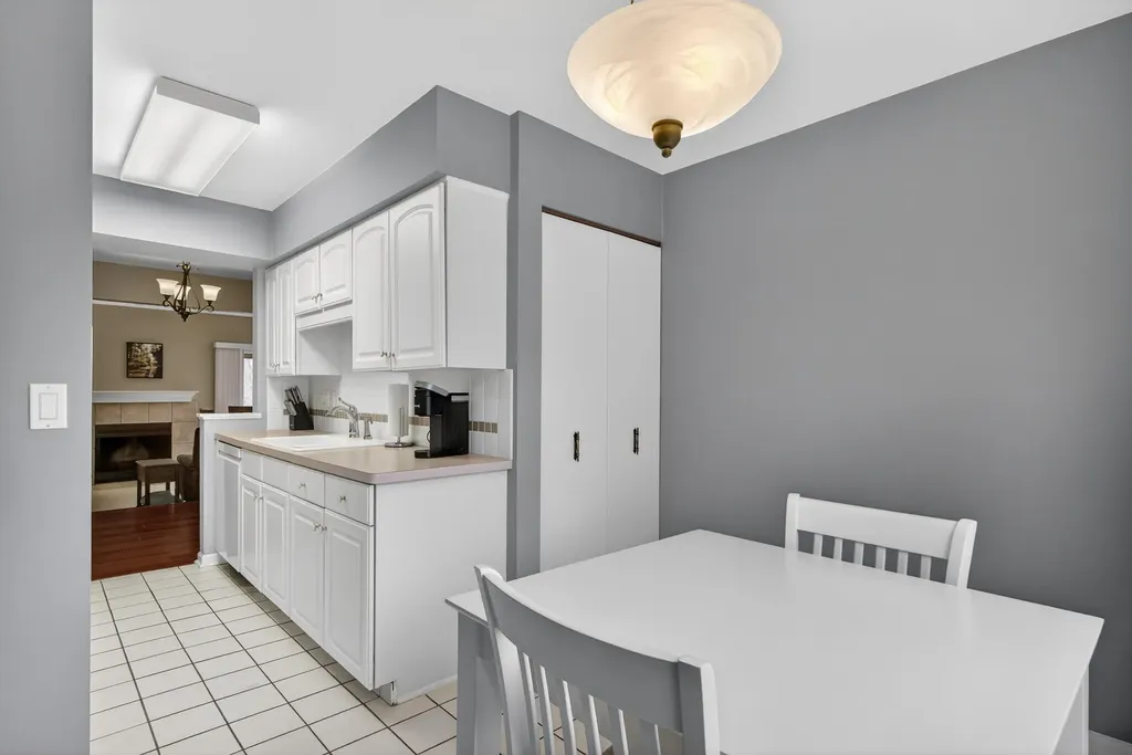 2786 Walden Woods Boulevard Blackman Charter Township MI 49201