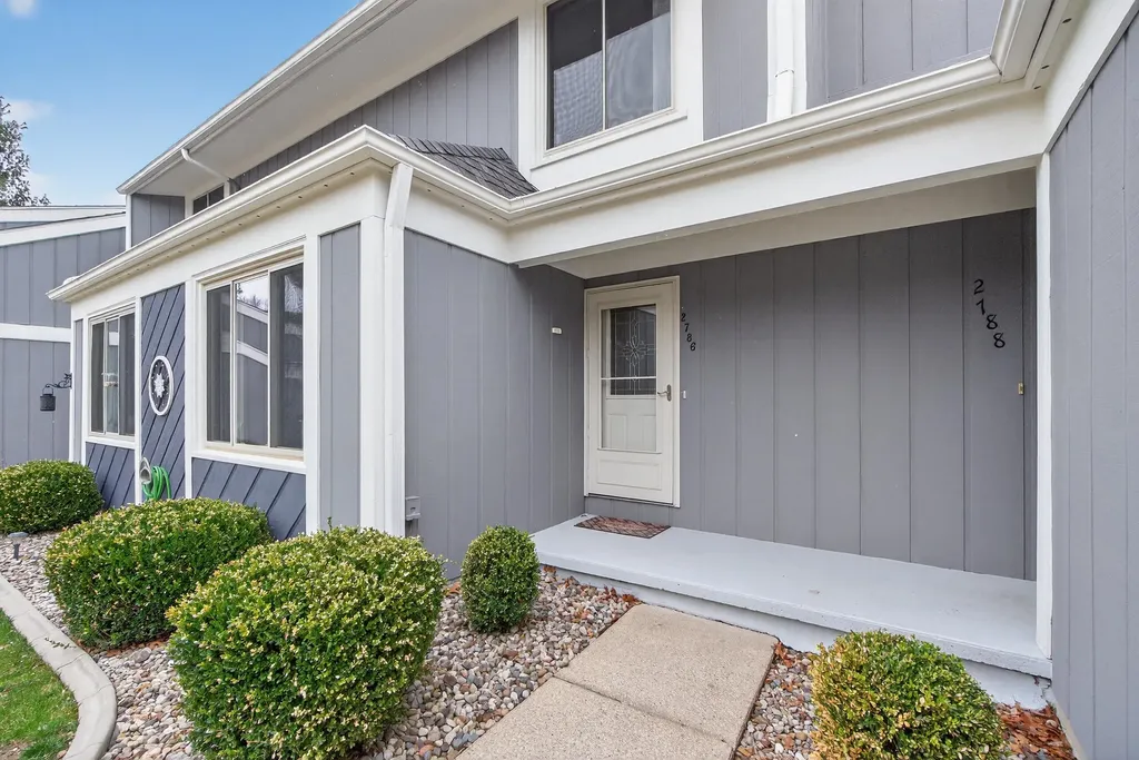 2786 Walden Woods Boulevard Blackman Charter Township MI 49201