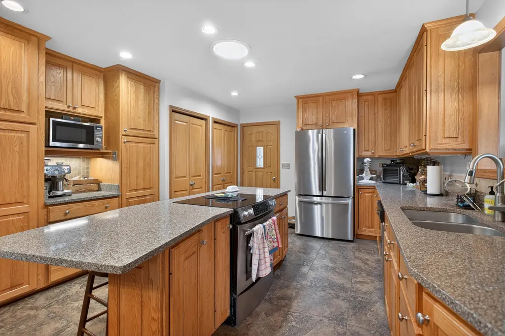 9437 Fisk Road Tompkins Township MI 49269