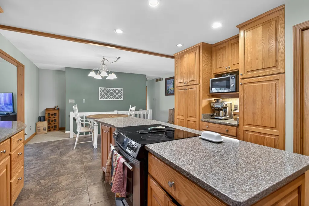 9437 Fisk Road Tompkins Township MI 49269