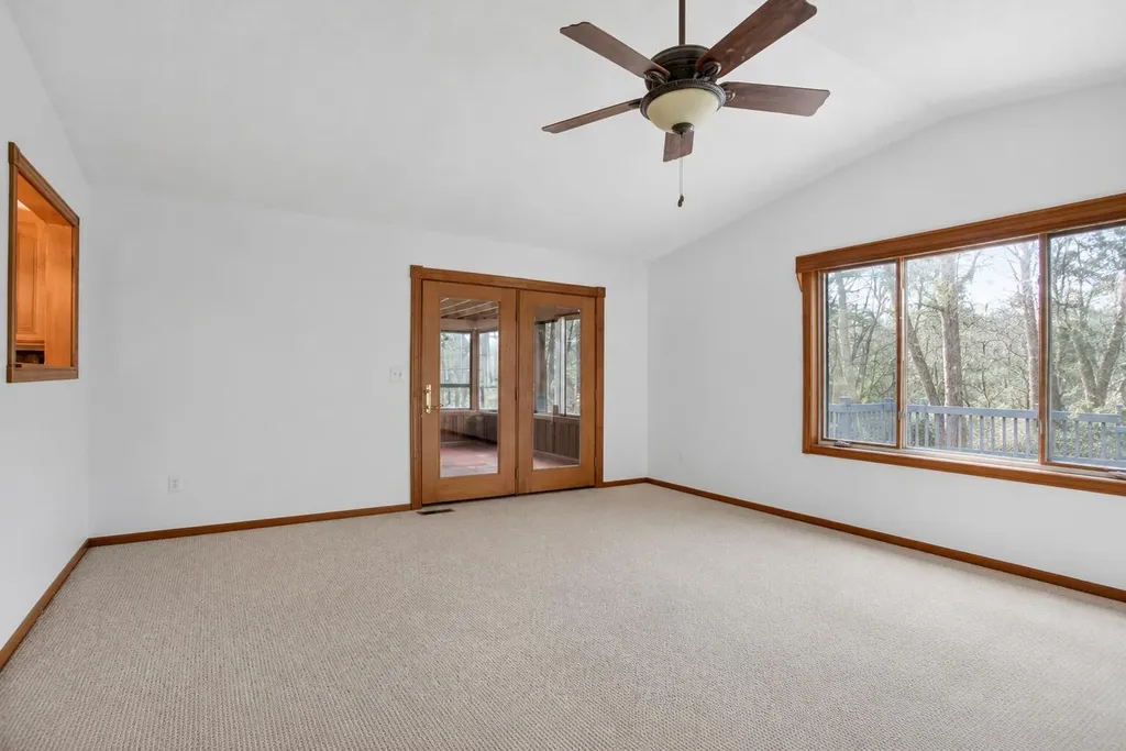 9437 Fisk Road Tompkins Township MI 49269