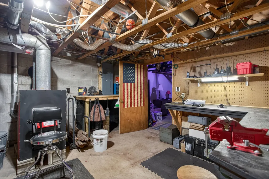 9437 Fisk Road Tompkins Township MI 49269