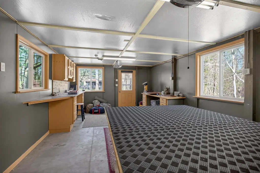 9437 Fisk Road Tompkins Township MI 49269