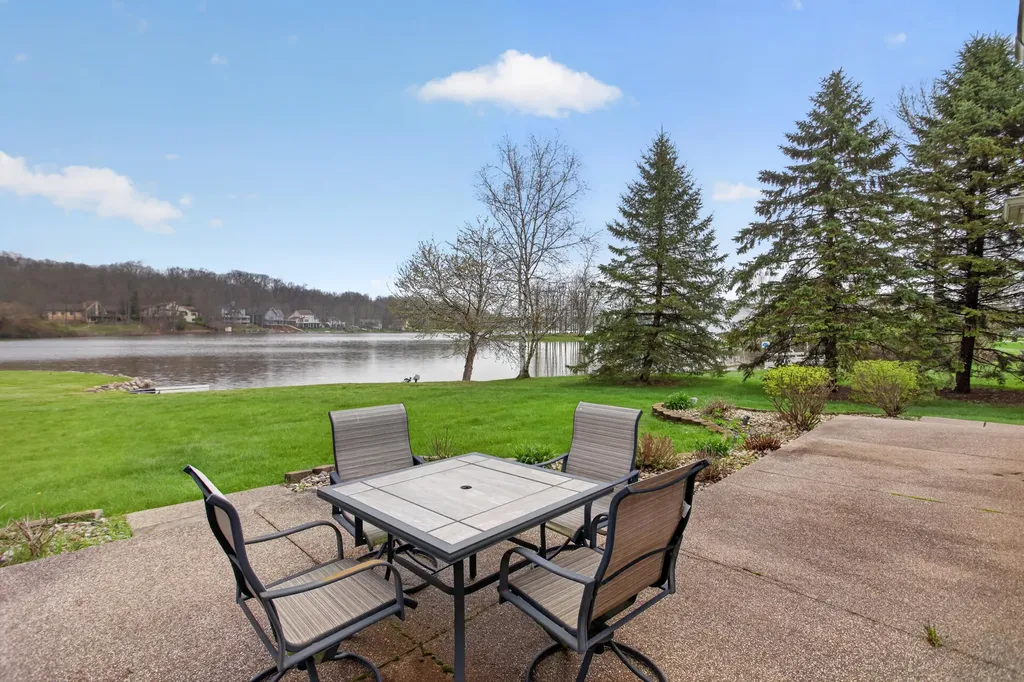 8334 Irish Mist Cambridge Township MI 49265