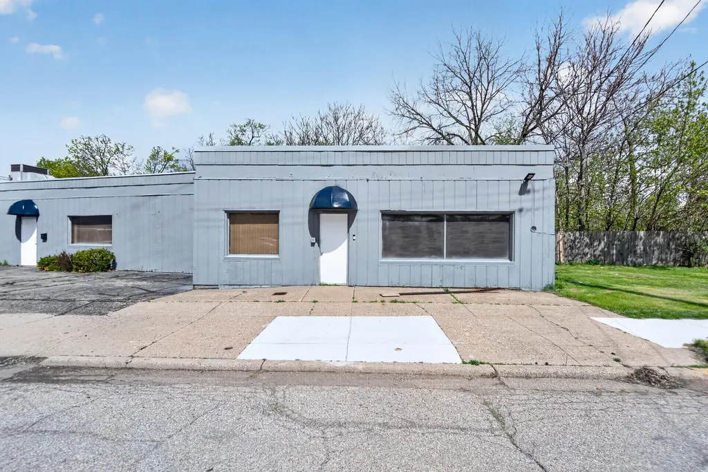204 Homewild Avenue Jackson City MI 49201