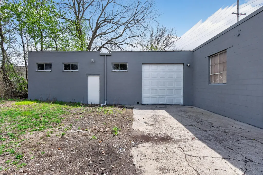 204 Homewild Avenue Jackson City MI 49201
