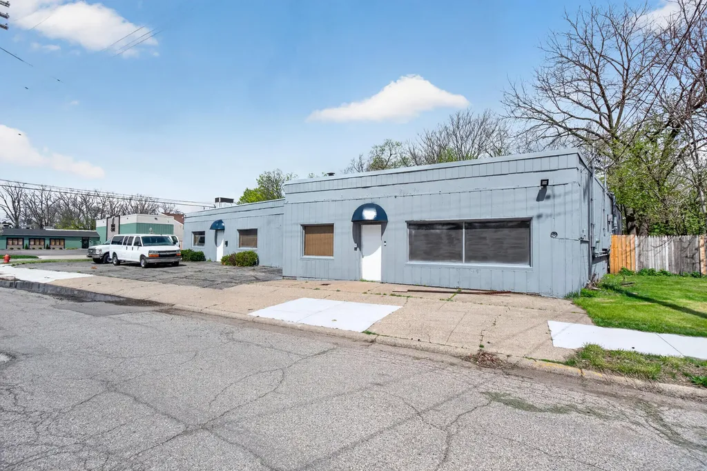 204 Homewild Avenue Jackson City MI 49201