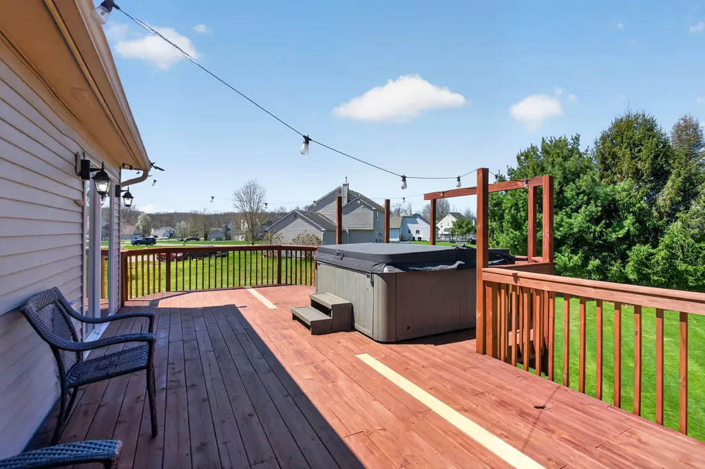 11437 Saddlebrook Circle Putnam Township MI 48169