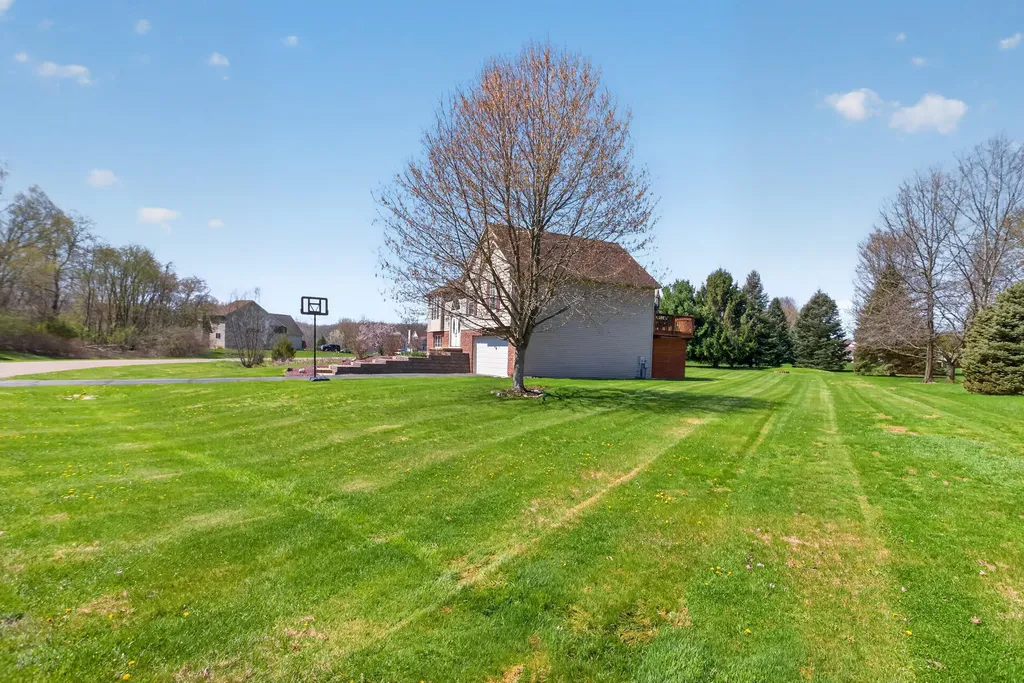 11437 Saddlebrook Circle Putnam Township MI 48169
