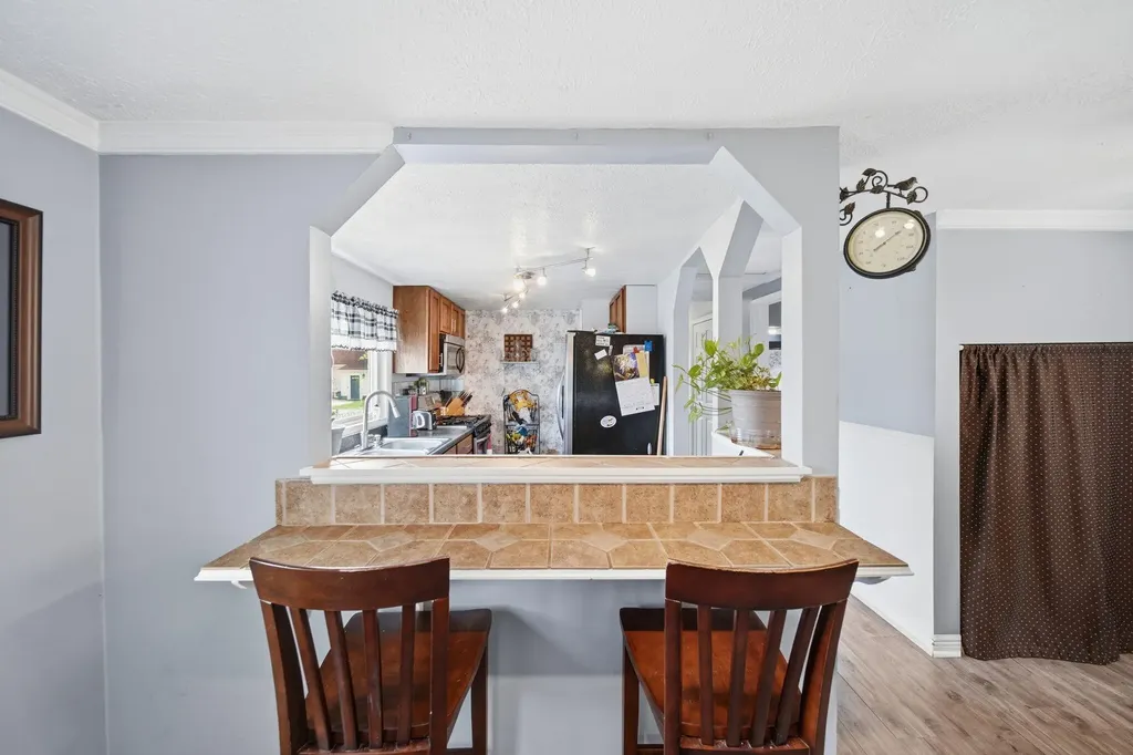 4022 Donnely Road Leoni Township MI 49201