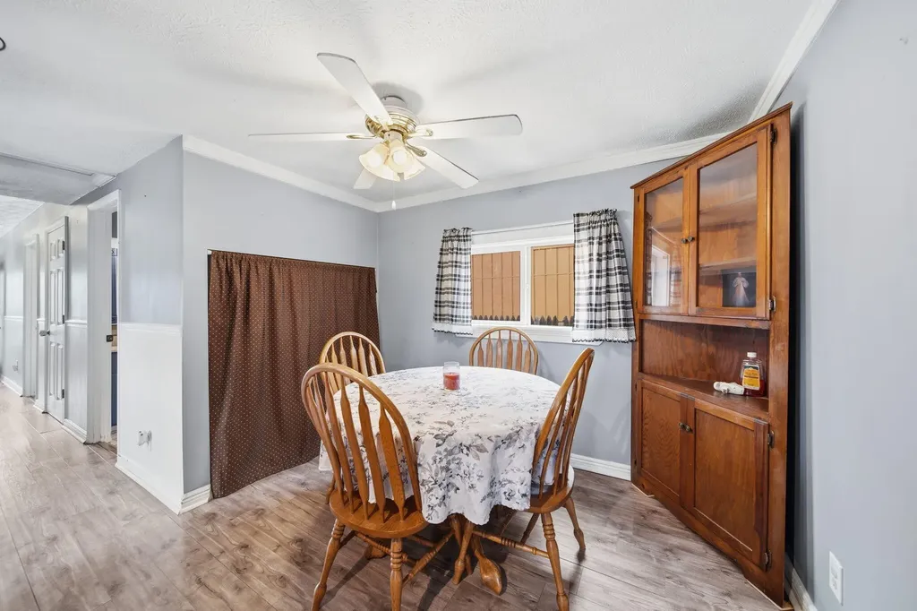 4022 Donnely Road Leoni Township MI 49201